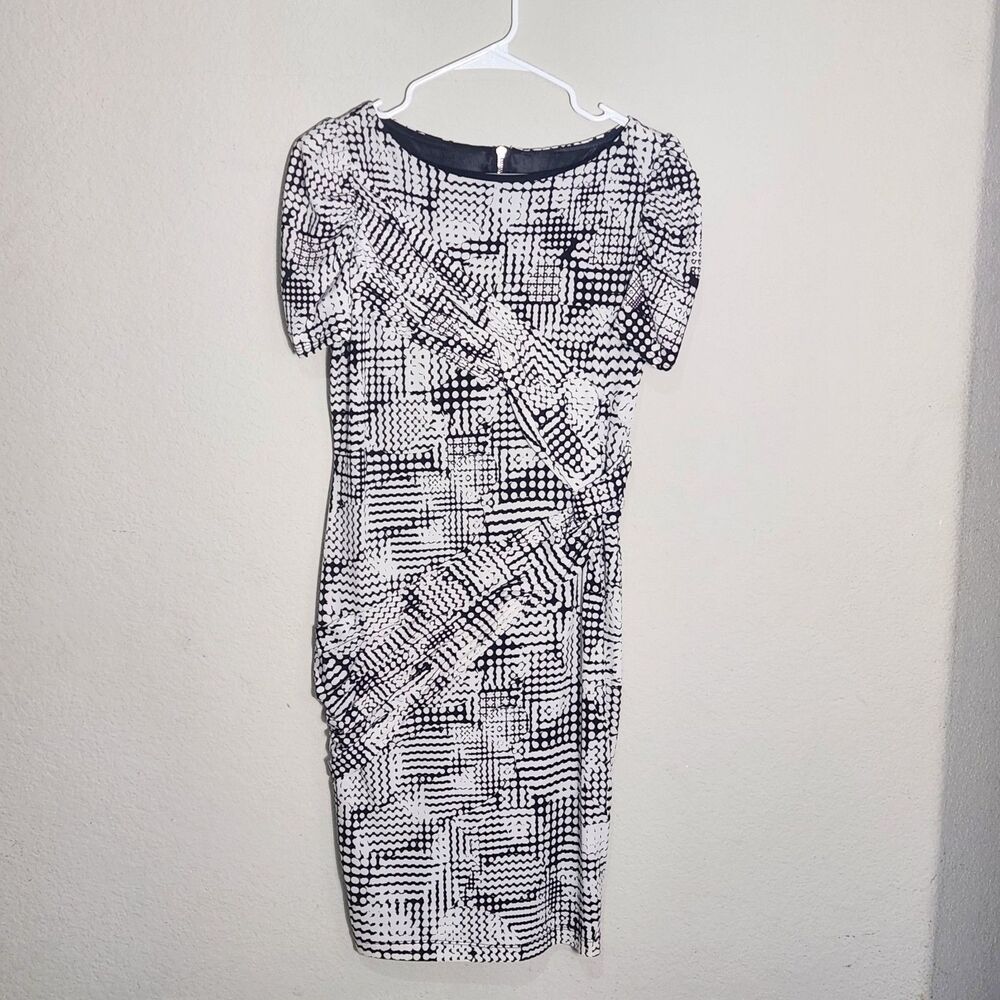 Jessica Simpson Women’s Size 6 Black White Geometric Sheath Dress Career Midi
